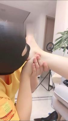 【莫莉】御姐黑丝高跟调奶狗 bf16728