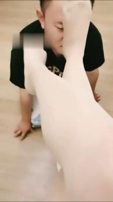 【星公主】小白鞋肉丝蹂躏追求者 bf13836