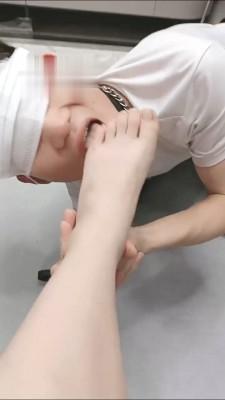 【叶子】短靴黑丝御姐虐男友 bf13889