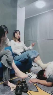 【狗哥】多位清纯学生主臭鞋臭袜羞辱 bf13930
