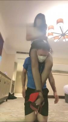 【虞姬】车模黑丝高跟踩踏食物喂食 bf13890