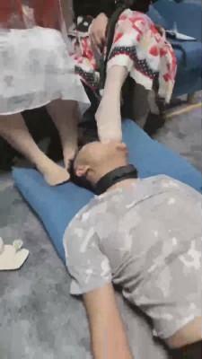 【狗哥】双学生主洛丽塔白丝辱狗 bf17044