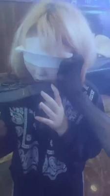 【开发素人】歌舞厅羞辱学生母畜 bf20666