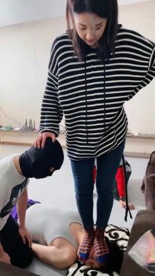 【麋鹿银儿】素人三人服侍天堂震住蒙小丫头 bf20850
