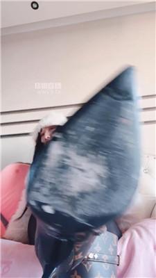 【兔粉粉】红唇胯下巨人视角    251204-22