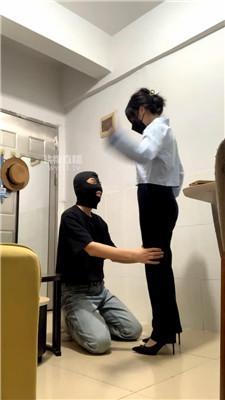 【梵高】女老板下班教训家奴 JS251217-9