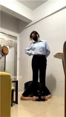 【梵高】女老板下班教训家奴 JS251217-9