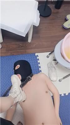 【羽薇】大盆圣水强迫喝 JS260101-31