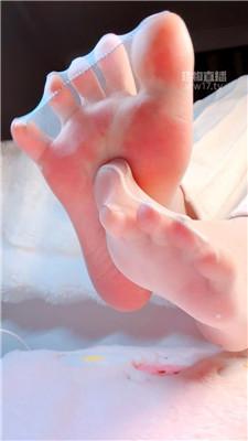 【乔乔在这里】白丝炸J    251228-22