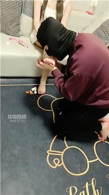 【颜可】胯下羞辱-玉足美腿踩 JS251224-40