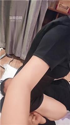 【凌微儿】黑丝脚恋足狂舔 JS260102-30