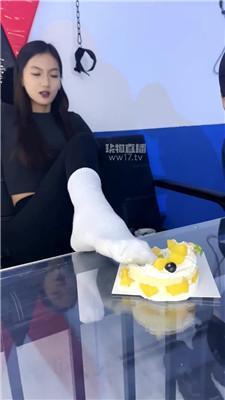 【Da猫】只配吃主人脚下的食物 bf60272