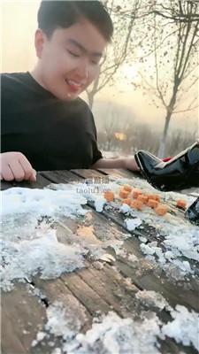 【辣姐】户外调-长靴踩踏喂食场 bf60273