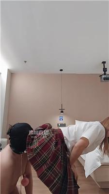 【阿燕】夹乳揪耳朵-黑丝辱 JS260104-4