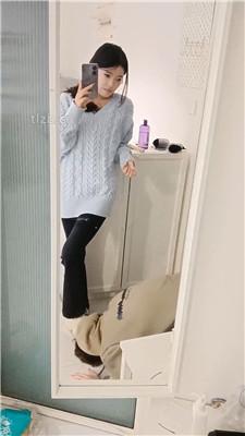【小S】姐姐是女王系列-对运动鞋白袜犯贱