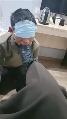 【嗯哼】重度鞋抽耳光/舔脏鞋底【双视角版】
