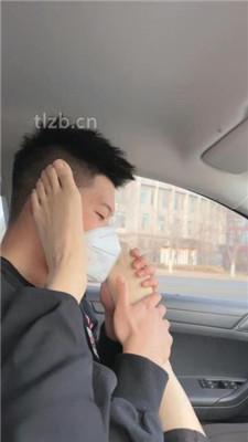 【朱砂痣】开发驾校教练舔脏鞋臭脚