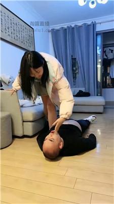 【西北傻子】高中生脏鞋白袜玩老师狗 JS251224-52
