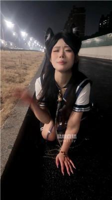 【花花】深夜户外遛母狗 bf60056
