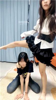 【小樱酱】胯下羞辱闺蜜犬 JS251222-35