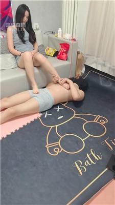【颜可】双S-玉足品尝舔 JS251223-1