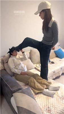 【极品道人】学生妹训母狗 JS251221-7