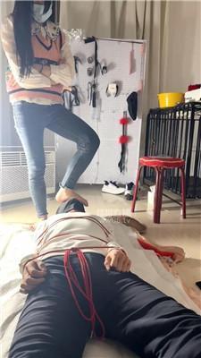 【心伊】捆绑掐乳掐脖-跳踩吃脚皮  JS251116-6