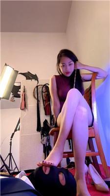 【小辣蕉】西装狗裸足纯享 JS251211-18