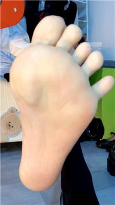 【苒苒】厚黑小皮鞋憋J场    251218-21