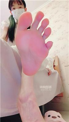 【子衿】爸爸上了女儿的床    251114-29