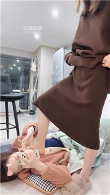 【芭比大人bbo】情侣主踩虐闺蜜犬 bf59186