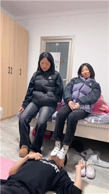 【小宇狗狗】开发双学生妹玩虐 JS251117-27
