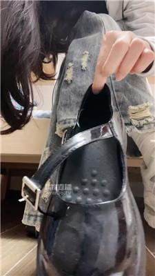 【婉婉】运动鞋白袜裸足    251114-19