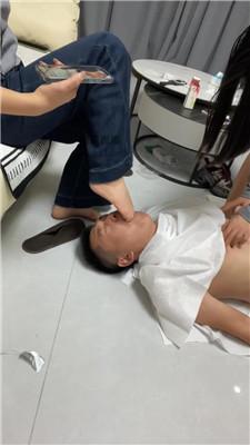 【尤黎】姐妹两训狗继父 JS251116-2