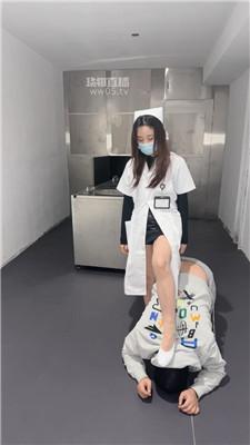 【也狗】超诡异!太平间里玩SM bf59096