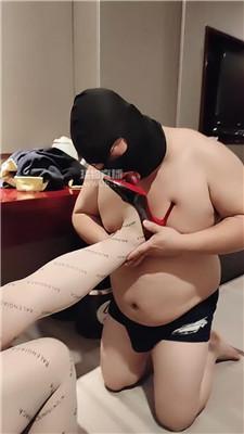 【陌影夫妻】高跟丝袜美腿踩 JS251113-21