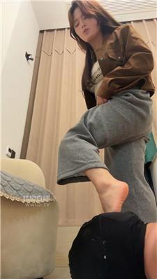 【子熙大人】闻臭鞋-强制深喉 JS251110-33