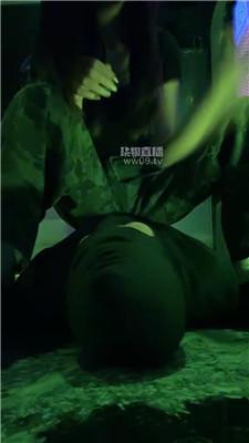 【雅雅sama】KTV-陪酒小妹玩贱奴 JS251211-29