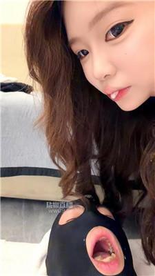 【欣婷】强迫生吞丝袜-舔鞋底 bf59717