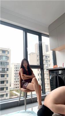 【小7S】阳台处刑鞋奴脚奴 JS251211-3