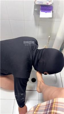 【桃欣】高跟丝袜美腿胯下辱 JS251221-12