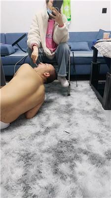 【冷魅女主】赏赐继父吃圣水泡面 JS251221-32