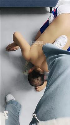 【冷魅女主】赏赐继父吃圣水泡面 JS251221-32