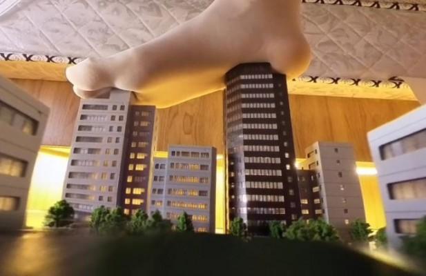 【GTS VR】莫瑶女神白丝华伦天奴踩踏微缩城市 巨大女神莫瑶微缩城市接管 JS250603~3