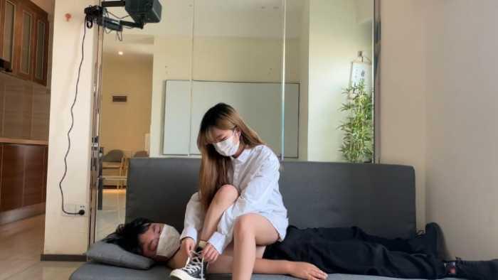 【小鲨鱼殿下】匡威全体重踩脖子踩裆 飞坐肚子 YC-250106-2