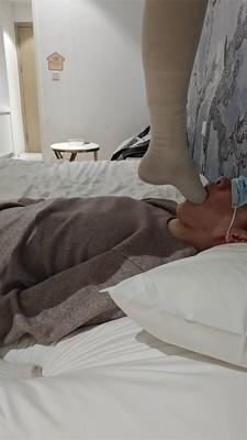 【啦啦啦】舞蹈小姐姐超臭长筒袜深喉调教 ACYC-2783 【啦啦啦】舞蹈小姐姐超臭长筒袜深喉调教 ACYC-2783