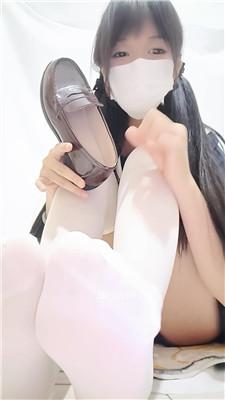 【小梨】小皮鞋白丝裸足炸    251206-10