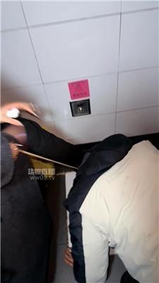 【水晶熊】户外公共场所舔马桶的 bf59644