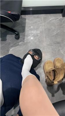 【雅雅sama】电竞女神的狗奴才 JS251205-45