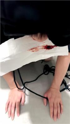 【兰主人】黑丝美腿踩虐  JS251209-12